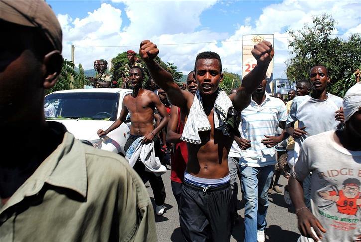 Burundi : nouveaux heurts à Bujumbura, la colère gronde contre militaires et policiers