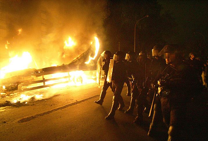 Fransız polisi banliyö isyanı davasında 'aklandı'