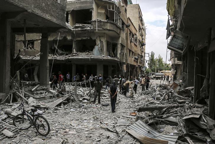 Vacuum bombs kill 20 in Syria