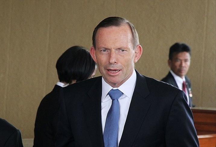 Australia’s Abbott says ‘nope’ to stranded migrants