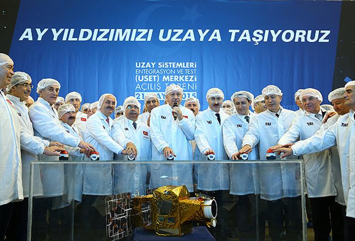 Türkiye'nin ilk uydu merkezi açıldı