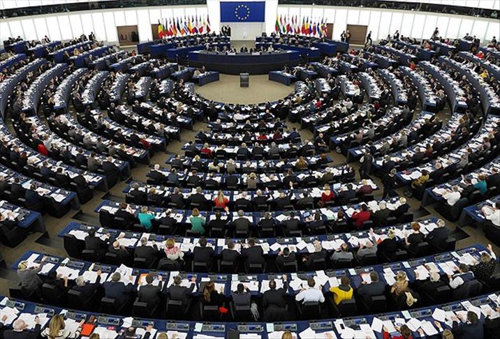 EU postpones Turkey report vote