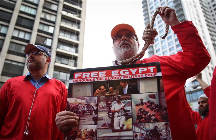 Morsi death sentence protested by Egyptians in New York