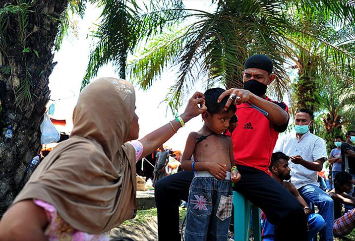 Rohingyaıllar Açe'de yaşam mücadelesi veriyor