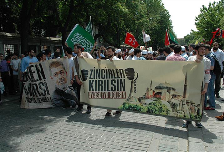 İstanbul'da "Büyük Ayasofya Yürüyüşü'' yapıldı