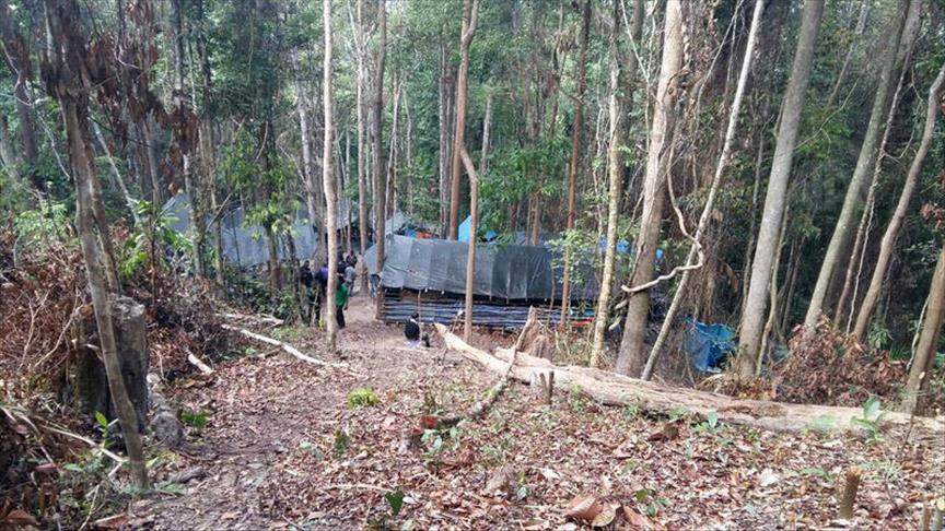 Malaysian police find 139 graves at ‘trafficking camps'