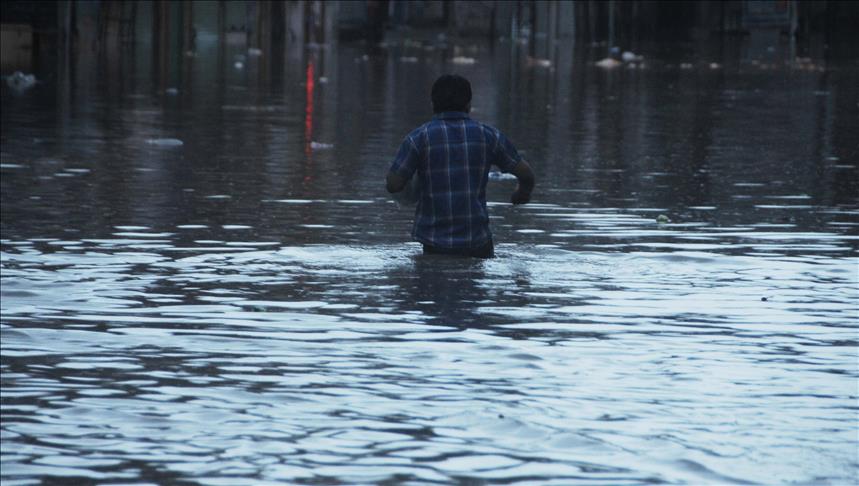 Etats-Unis: Au moins 9 morts et 30 disparus dans des inondations au Texas