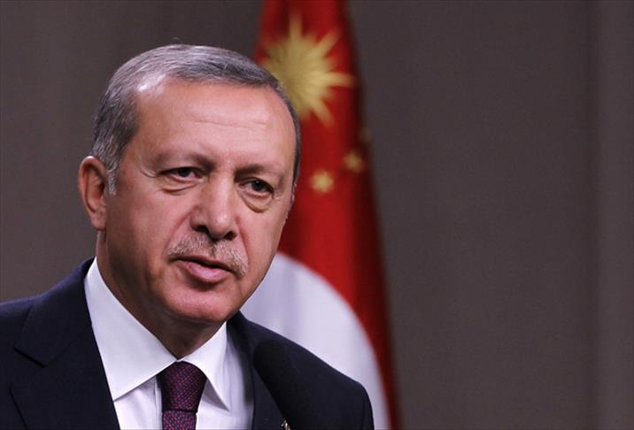 Cumhurbaşkanı Erdoğan Aziz Yıldırım'ı tebrik etti