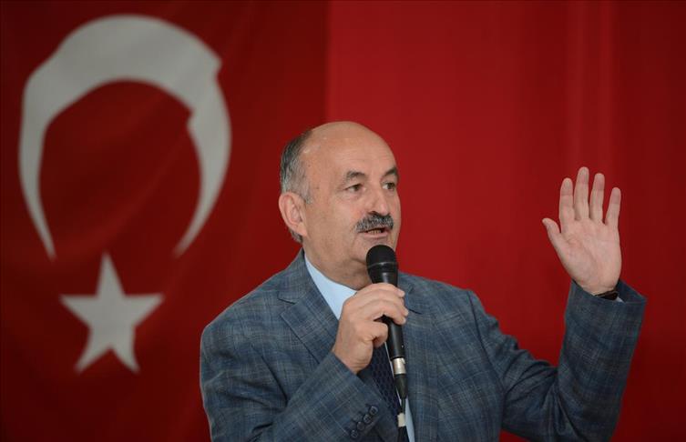 Health minister dismisses bird flu concerns in Turkey