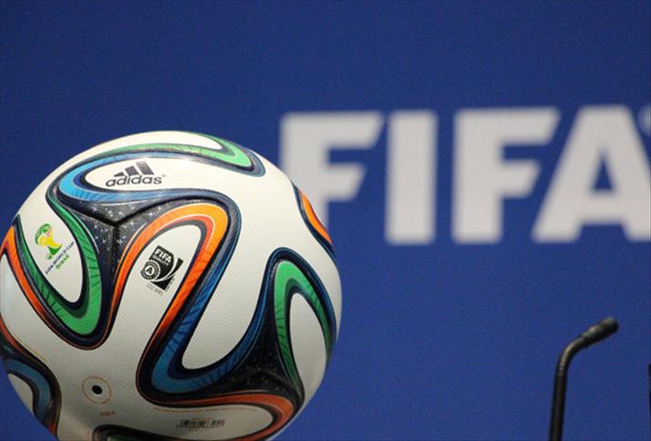 FIFA Henry'nin elle asisti için para ödemiş
