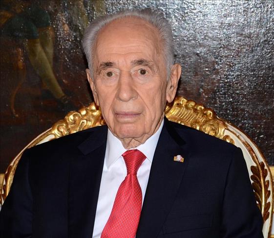 Peres: Israel boycott kills peace process in Middle East