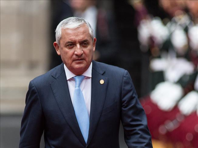 Guatemala president faces session to strip his immunity