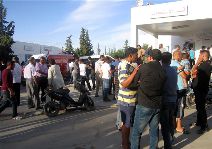 مقتل 3 عناصر أمن تونسيين في اشتباك مع مسلحين وسط البلاد