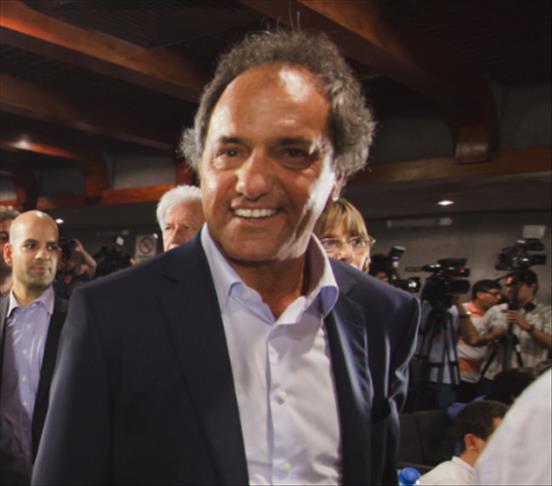 Governor, spin doctor on ticket in Argentina presidential race