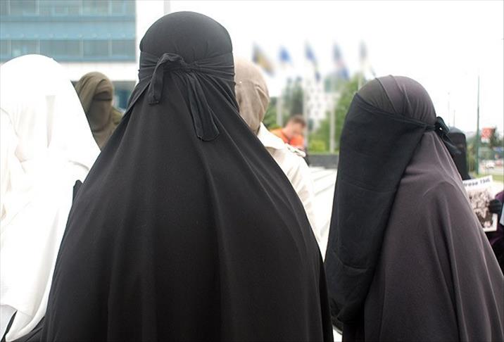 Chad bans Muslim face covering citing security concerns