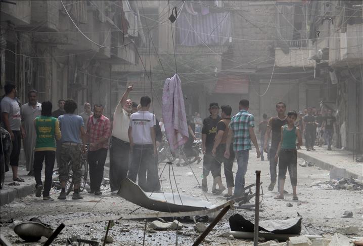 Syrian regime attack kills 10 in Aleppo