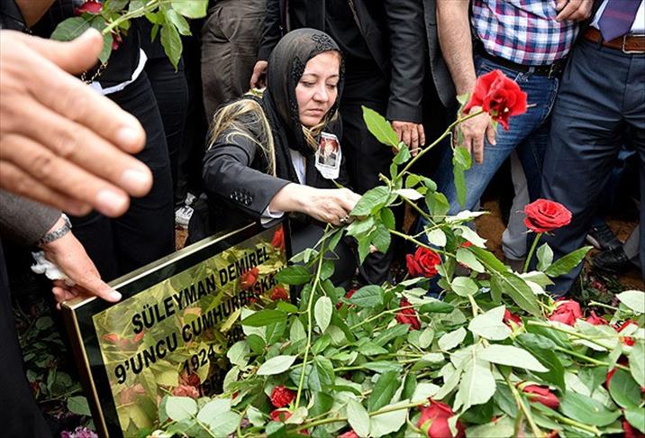 Turkey's ex-president Demirel buried in hometown