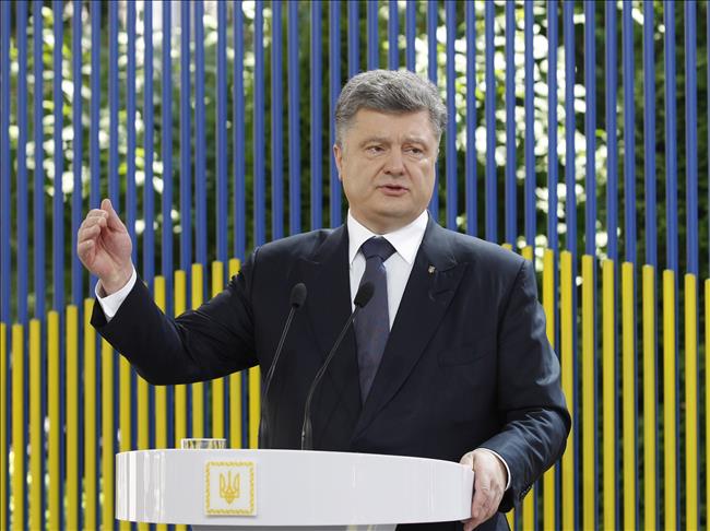 Ukraine's president strongly opposes federalization plan