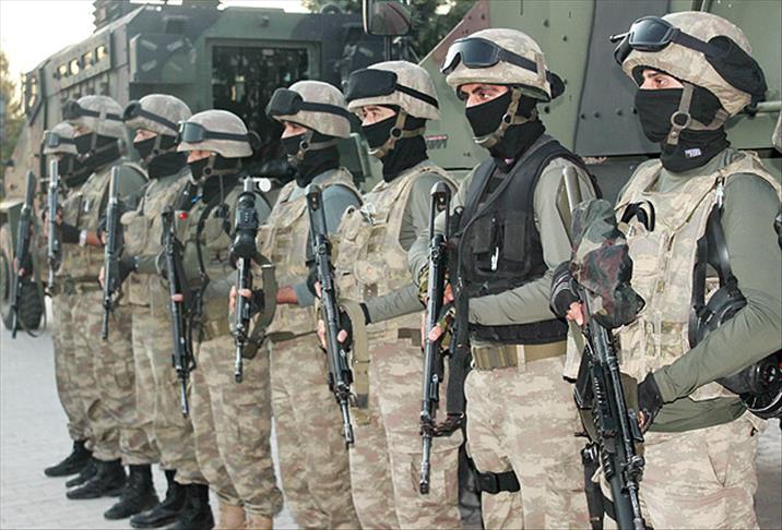 Diyarbakır'da terör örgütü operasyonu: 11 gözaltı