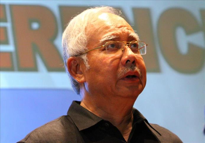 Malaysia PM mulls lawsuit over ‘malicious’ graft claim