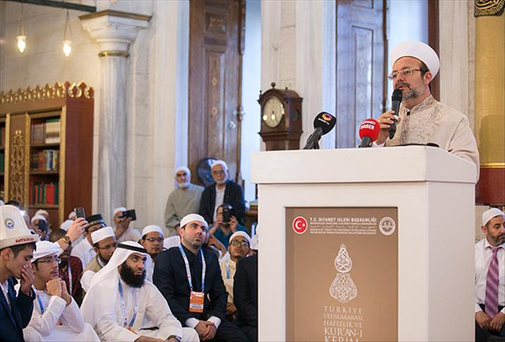 'Kuran'ı yaşamak çok büyük bir ibadet'