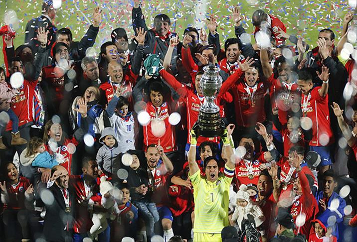2015 Copa America'nın şampiyonu Şili