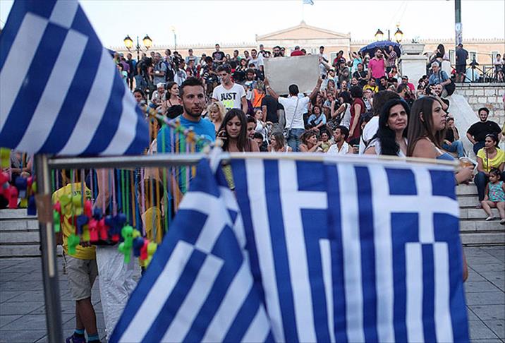 Yunanistan kemer sıkmaya 'Hayır' dedi