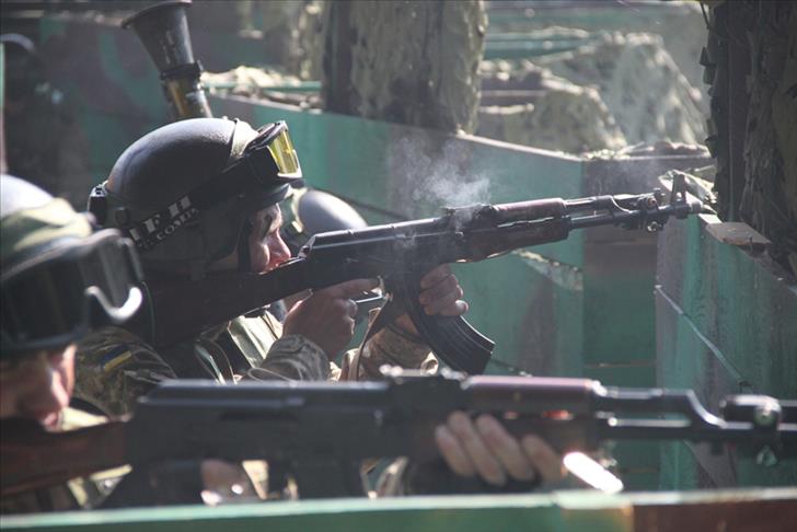 Two soldiers killed as Ukraine cease-fire deteriorates