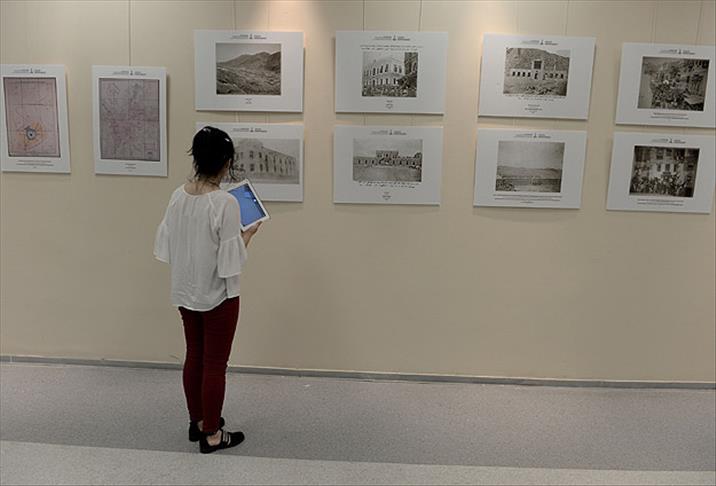 Kabe'nin 100 yıllık fotoğrafları sergileniyor