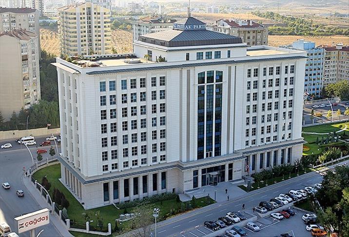 AK Parti'nin HDP heyeti belli oldu