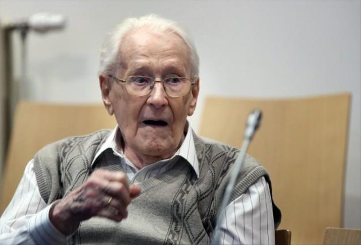 German court convicts former Auschwitz guard