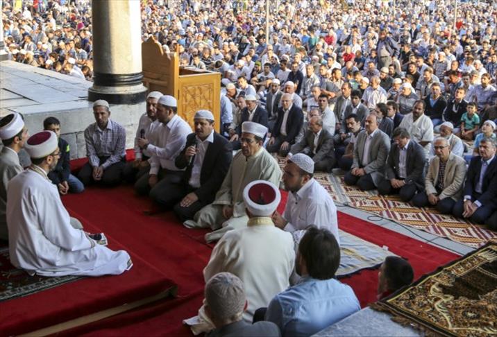 Plusieurs pays arabes et musulmans annoncent l’Aïd El Fitr pour vendredi