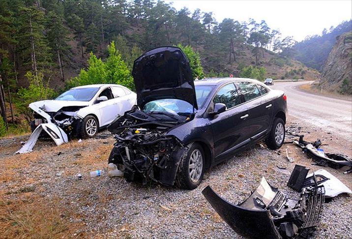 Traffic accidents claim 69 lives on Turkey's Eid break