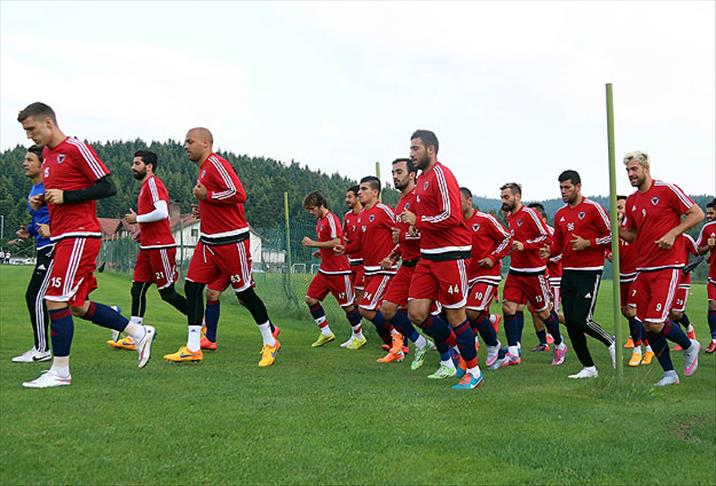 Mersin İdmanyurdu Hollanda'da tam kadro