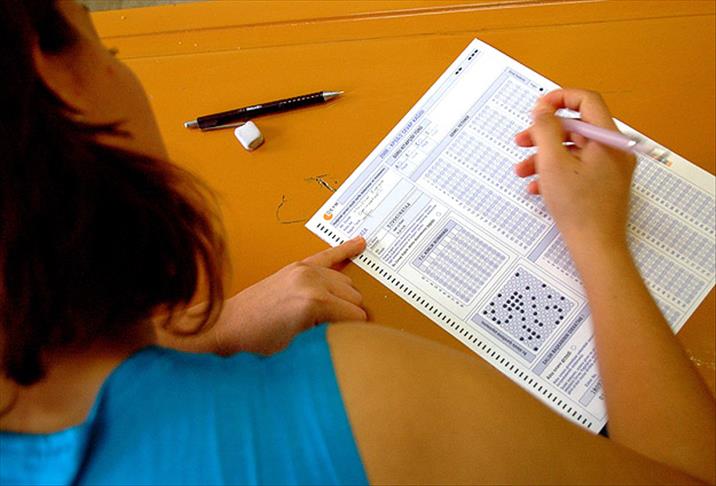 KPSS'de 'hatalı soru' iddiası