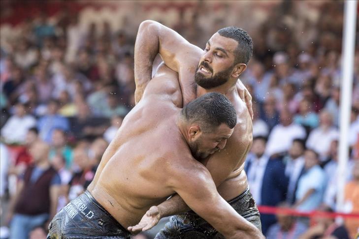 Turkey: Finals loom in ancient oil wrestling festival