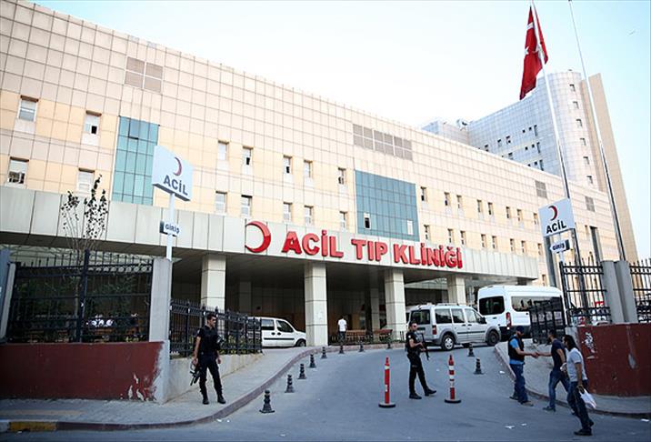 'Gazi'deki saldırıda yaralanan polis şehit oldu