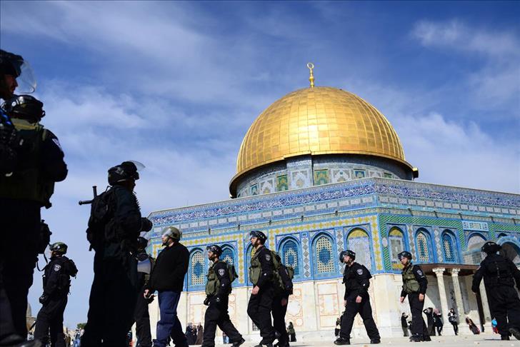 Israël impose des restrictions à l’entrée de la Mosquée Al Aqsa