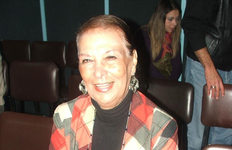 Influential Turkish singer dies at 85