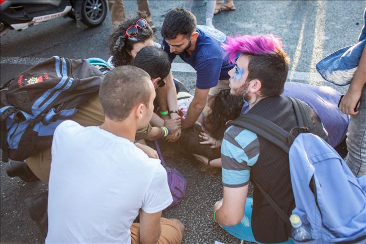 Teenage girl stabbed at Jerusalem Gay Pride dies