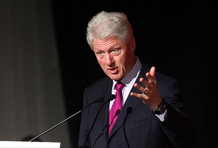 Clinton'a rekor konferans ücreti