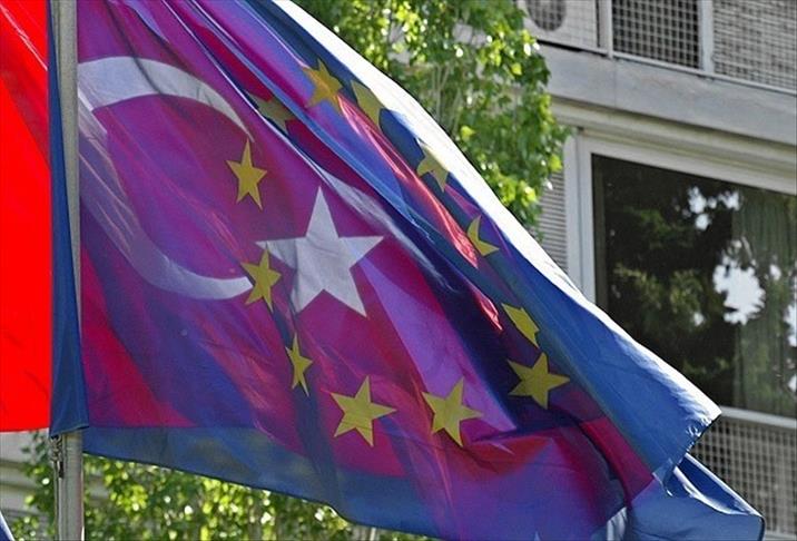 Survey reveals ambivalence of Turks to EU membership