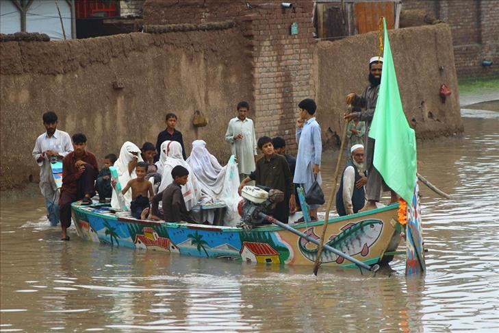 Pakistan flooding kills 140