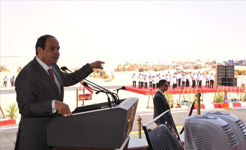 Al-Sissi à l'inauguration du nouveau canal de Suez: "Bien qu'elle affronte le terrorisme l'Egypte construit"