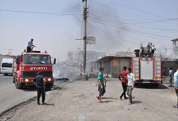 Şırnak'ta hendekleri kapatmak isteyen polislere saldırı