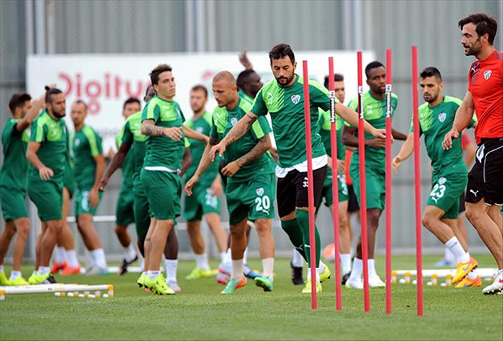 Bursaspor Süper Kupa maçı için Ankara'ya gitti