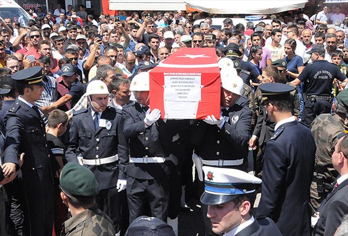 Şehit polis Akyol'un cenazesi Yozgat'ta toprağa verildi