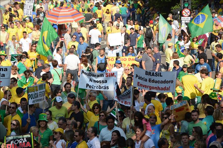 Huge protests in Brazil call for Rousseff's impeachment
