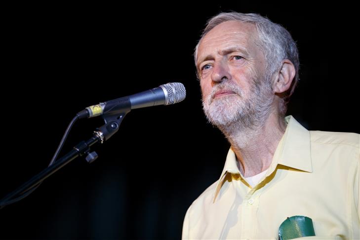 UK: I will apologize for Iraq, says Labour challenger