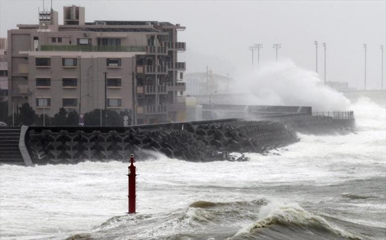 Strong typhoon leaves 19 dead in north Philippines